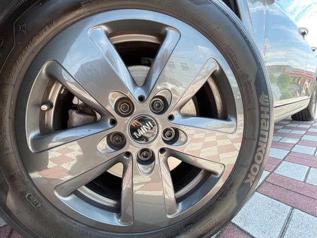 ������16�C���`�A���~�z�C�[��:�A���ԂȂ�ł͂̑�z����������x����z�C�[���Ƒ����ł�!���{�Ԃ̑���Ɋ���Ă�����ɂ����Б̊����Ē��������قǁA�������x���ł܂Ƃ܂��Ă��܂�!