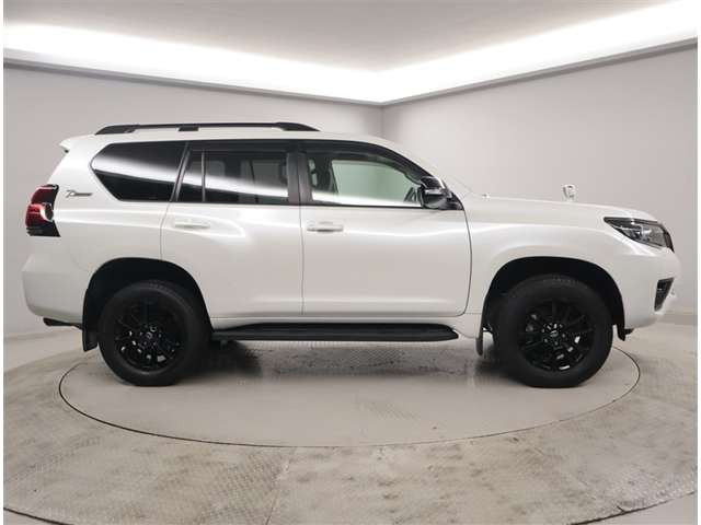 ランドクルーザープラド2.7 TX Lパッケージ 70th アニバーサリーリミテッド 4WD