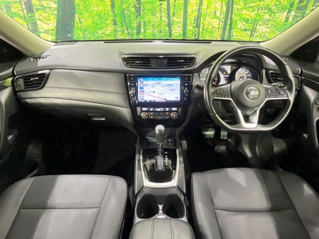 エクストレイル2.0 20Xi