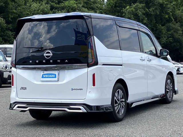 セレナ1.4 e-POWER ハイウェイスターV