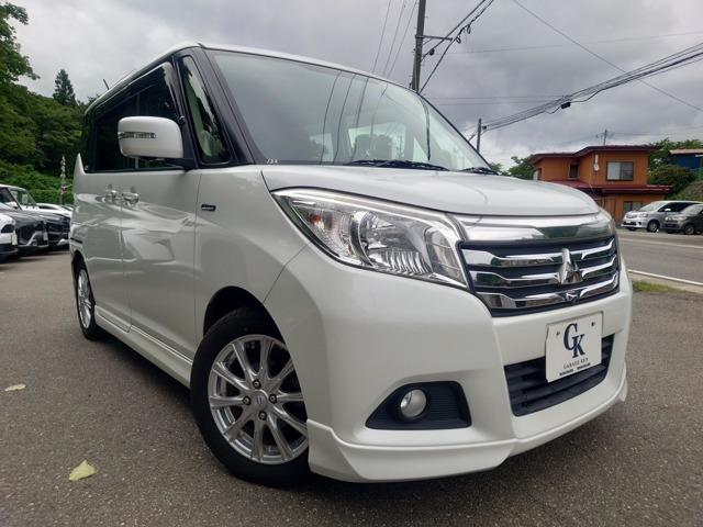 デリカD:21.2 ハイブリッド MZ ナビパッケージ 4WD