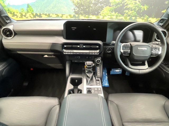 ランドクルーザー2502.8 VX ディーゼル 4WD