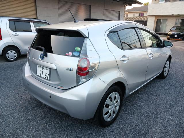 アクア1.5 S