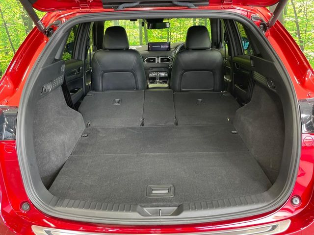 【パワーバックドア】スマートキーや運転席のボタンを押すだけでリアゲートが自動で開閉します!荷物を持っている時や、高い位置にあるバックドアを閉める際に便利な機能です♪