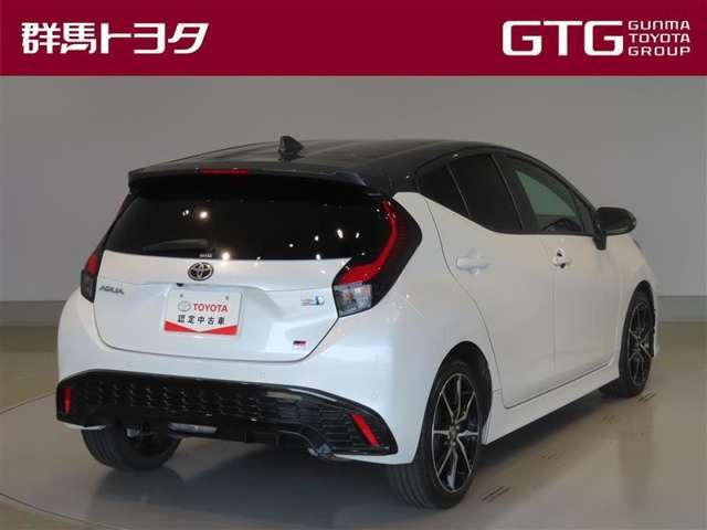 アクア1.5 GRスポーツ