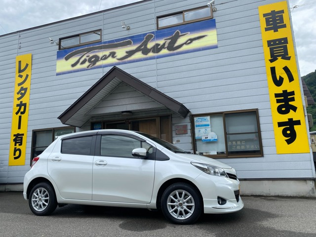 ヴィッツ1.3 F 4WD