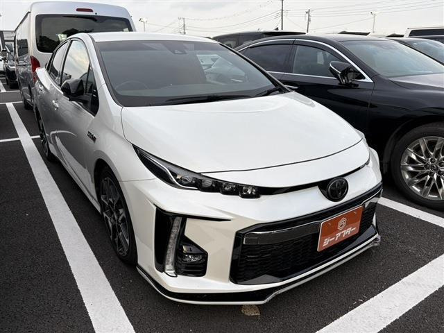 プリウスPHV1.8 S GR スポーツ