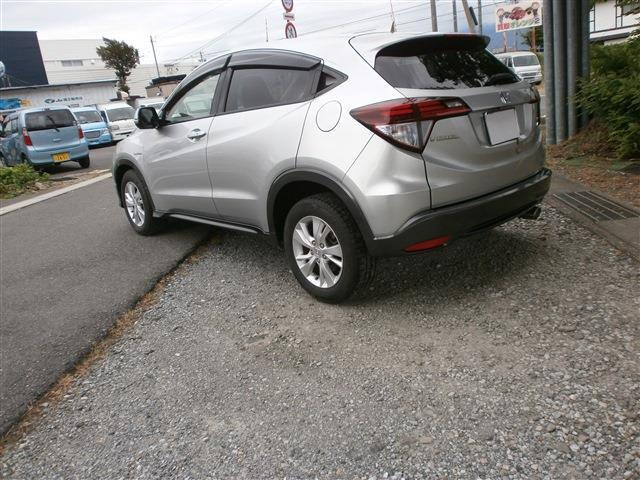 ヴェゼル1.5 ハイブリッド X 4WD