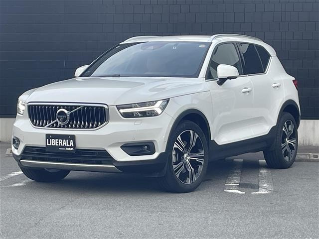 XC40T4 AWD インスクリプション 4WD