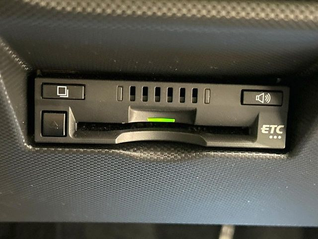 【ETC】高速道路の料金所をストレスなく通過!話題のスポットやサービスエリアに多い「スマートIC」利用時は必須のアイテムです。当店でセットアップを実施、ご納車当日からすぐにご利用いただけます!