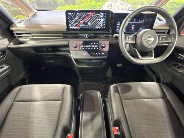 セレナ1.4 e-POWER ハイウェイスターV