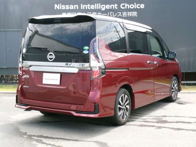 セレナ2.0 ハイウェイスターV