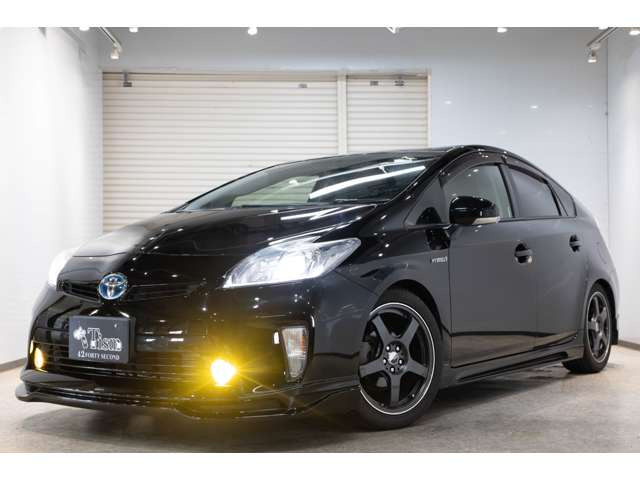 プリウス1.8 S