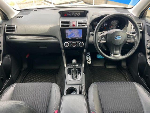フォレスター2.0 Sリミテッド 4WD