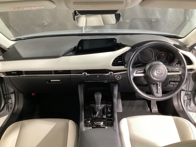MAZDA3セダン2.0 20S Lパッケージ