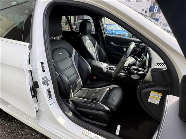 CクラスワゴンAMG C63 S