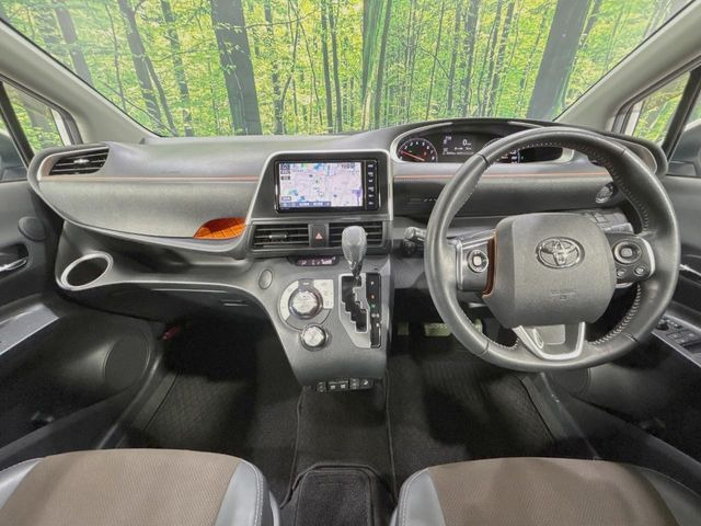 シエンタ1.5 G クエロ