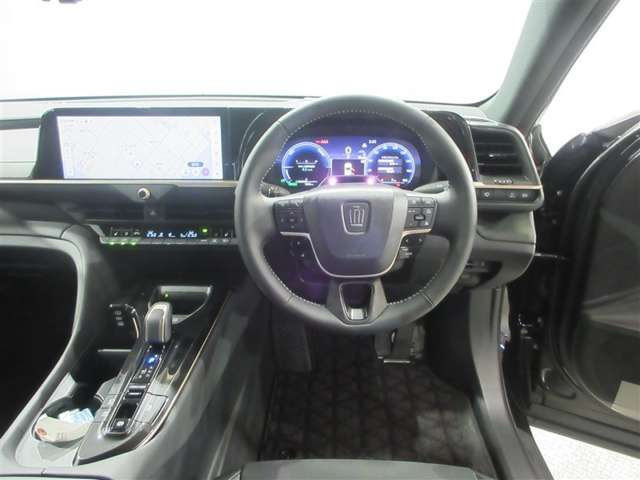 クラウンスポーツ2.5 Z E-Four 4WD