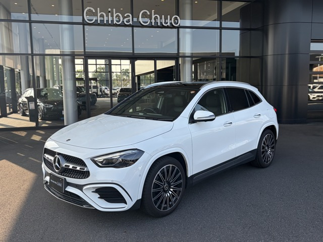 GLAクラスGLA200d 4マチック AMGラインパッケージ 4WD