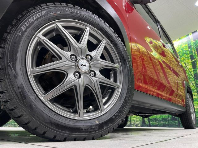 �y15�C���`�A���~�z�C�[���z�O�ςɃ}�b�`�����A���~�z�C�[���𑕒����Ă���܂��B�e��A���~�z�C�[����A�X�^�b�h���X�^�C�����戵�����Ă���܂��B���񂲑��k����������