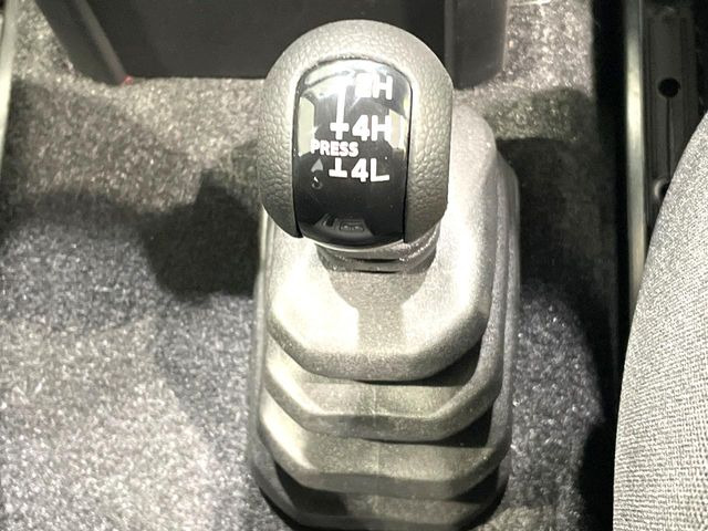 ジムニーノマド1.5 FC 4WD