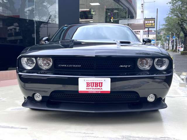 チャレンジャーSRT8