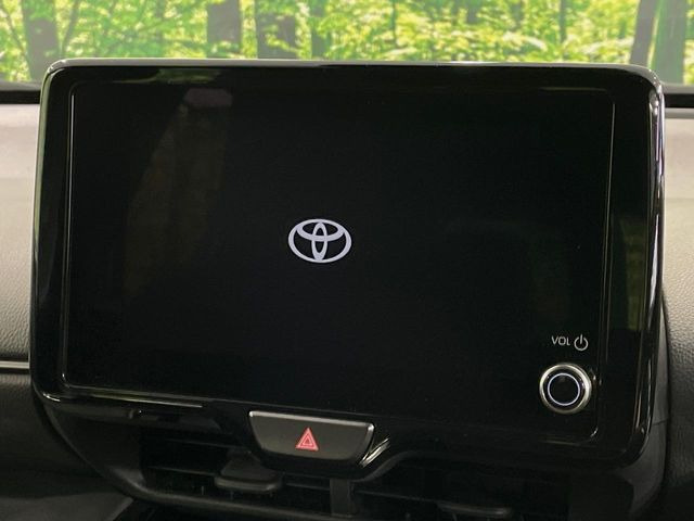 �y8�C���` �f�B�X�v���C�I�[�f�B�I�z���ʂ̃f�B�X�v���C��AppleCarPlay��AndroidAuto�����p�\�B�傫�ȉ�ʂŃX�}�z�i�r�A�v���������p���������܂���
