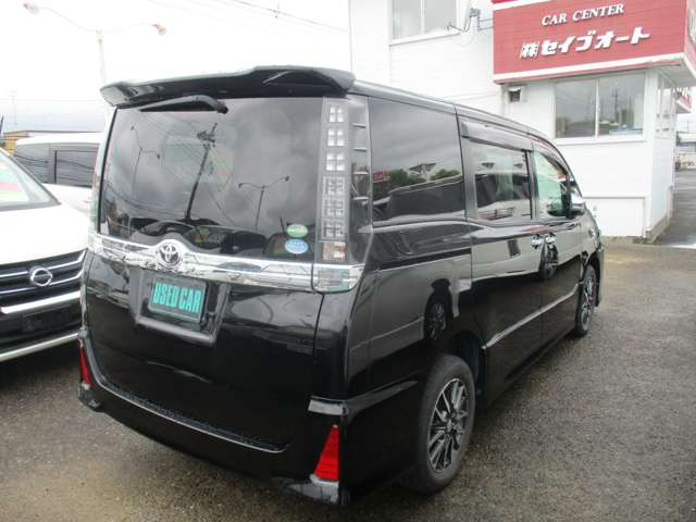 ヴォクシー2.0 ZS 煌 4WD