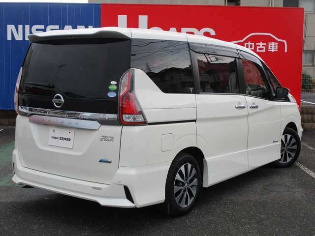 セレナ2.0 ハイウェイスター