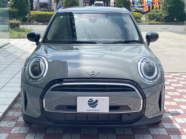 �������x�̃K���X�疌�ŝ����͂������A�㎿�ȃc���E����������B���O����_���J�����؂Ȉ��Ԃ�ی삵�A�F�����E�򉻂�h�~�B�u�e�X�v���b�V���R�[�g�v�A�u�e�v���~�b�T�R�[�g�v���炨�I�т��������܂��B