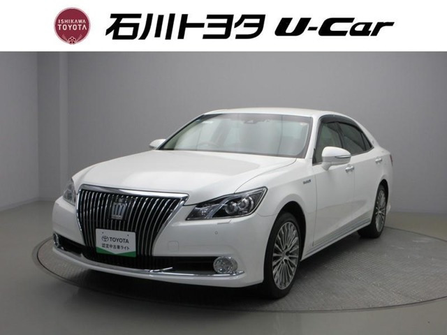クラウンマジェスタ2.5 Four 4WD