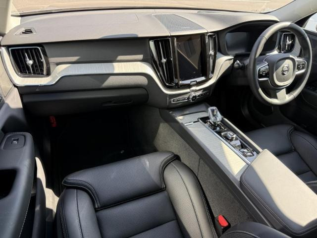 XC60ウルトラ B5 AWD 4WD
