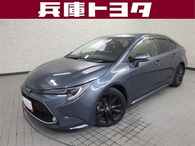 カローラ1.8 ハイブリッド W×B