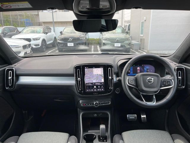 XC40プラス プロ B4 AWD 4WD