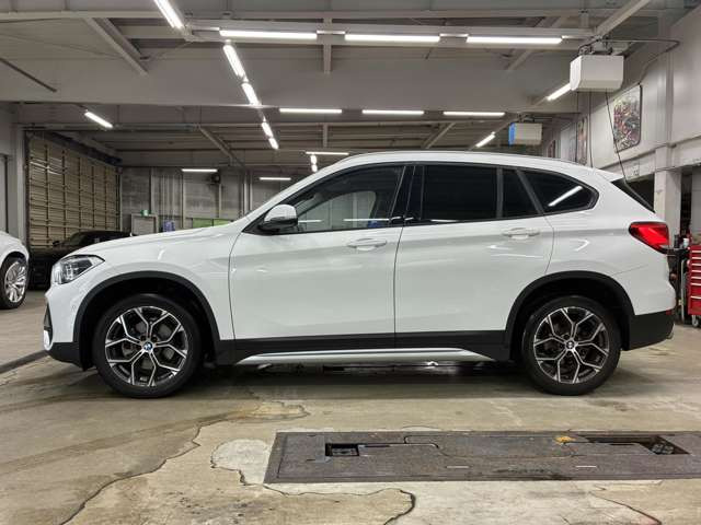X1xドライブ 18d xライン エディション ジョイプラス 4WD