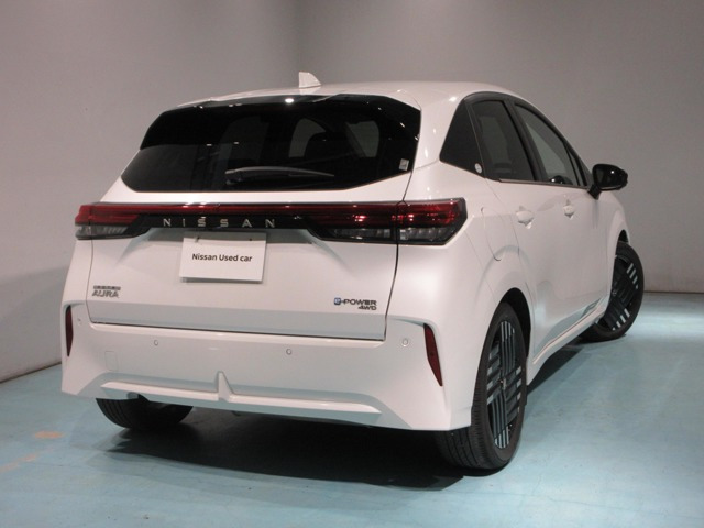 ノートオーラ1.2 G FOUR 4WD