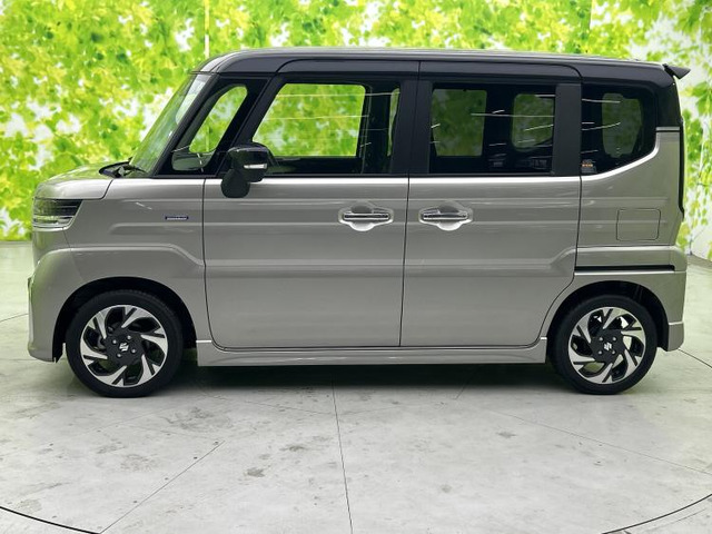 スペーシアカスタムハイブリッド(HYBRID)  XS 4WD