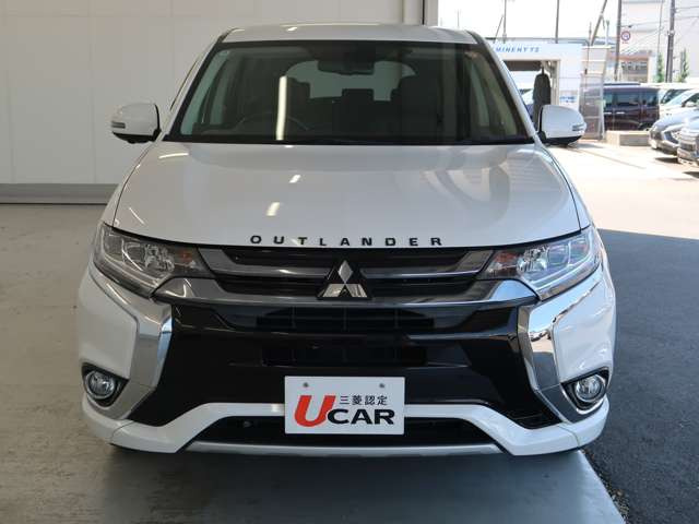 アウトランダーPHEV2.0 G ナビパッケージ 4WD