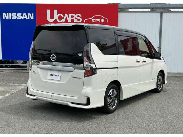 セレナ1.2 e-POWER ハイウェイスターV