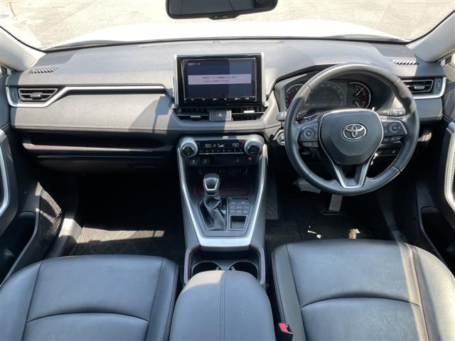 RAV42.0 G 4WD