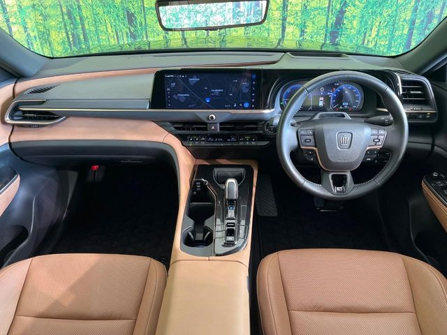 クラウンスポーツ2.5 Z E-Four 4WD