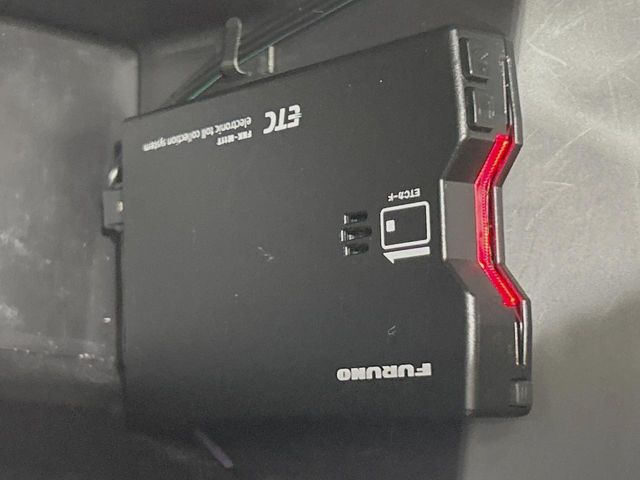 ムーヴコンテカスタム X VS