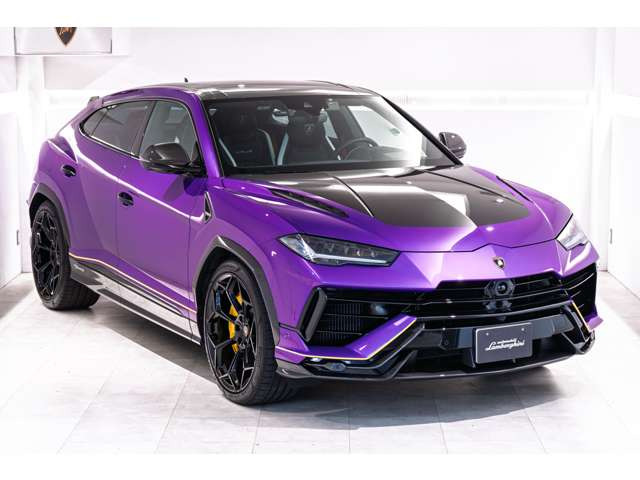 ウルスペルフォルマンテ 4WD