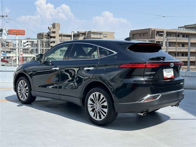 ハリアー2.5 ハイブリッド E-Four Z レザーパッケージ 4WD