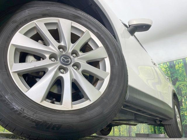 �y�����A���~�z�C�[���z�O�ςɃ}�b�`���������A���~�z�C�[���𑕒����Ă���܂��B�e��ЊO�A���~�z�C�[����A�X�^�b�h���X�^�C�����戵�����Ă���܂��B���񂲑��k����������