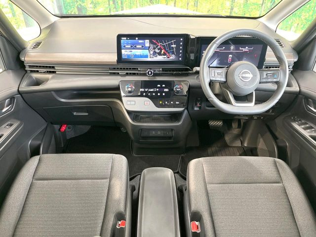 セレナ1.4 e-POWER ハイウェイスターV