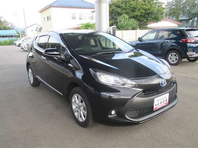 アクア1.5 X E-Four 4WD