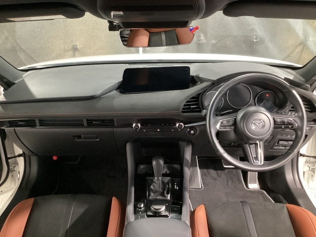 MAZDA3ファストバック1.8 XD レトロスポーツエディション 4WD