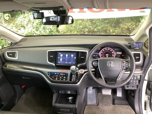 オデッセイ2.4 アブソルート EX ホンダ センシング 4WD