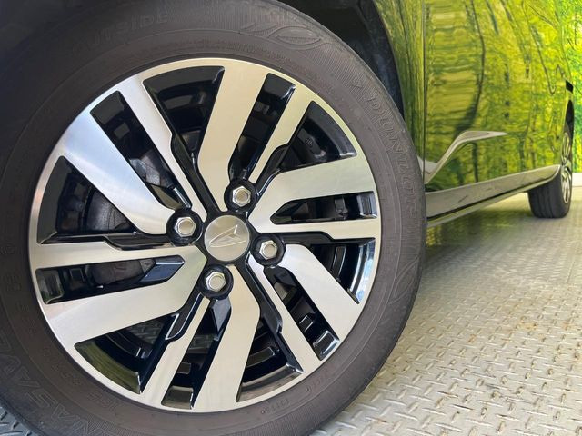 �y����14�C���`�A���~�z�C�[���z�O�ςɃ}�b�`���������A���~�z�C�[���𑕒����Ă���܂��B�e��ЊO�A���~�z�C�[����A�X�^�b�h���X�^�C�����戵�����Ă���܂��B���񂲑��k����������